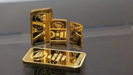 175 кг золота продали банки РК казахстанцам в марте