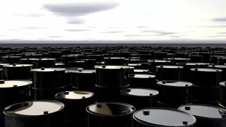 Нефть дешевеет впервые за последние пять недель