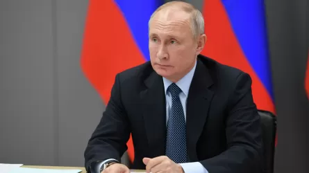 Путин официально признал США "главным источником рисков"