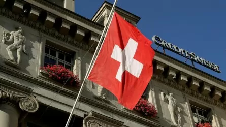 Швейцарские банки хотят закрыть счета россиян