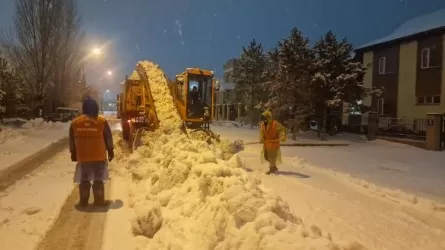 В Астане за ночь вывезли более 36 тысяч кубометров снега