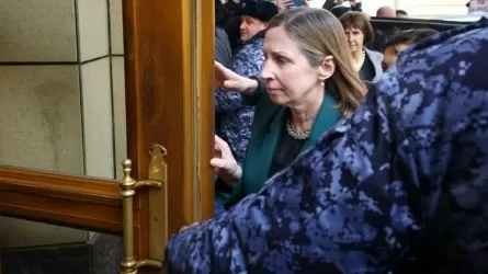  Мәскеудегі АҚШ елшісі түрмеге қамалған Гершковичпен жүздесті