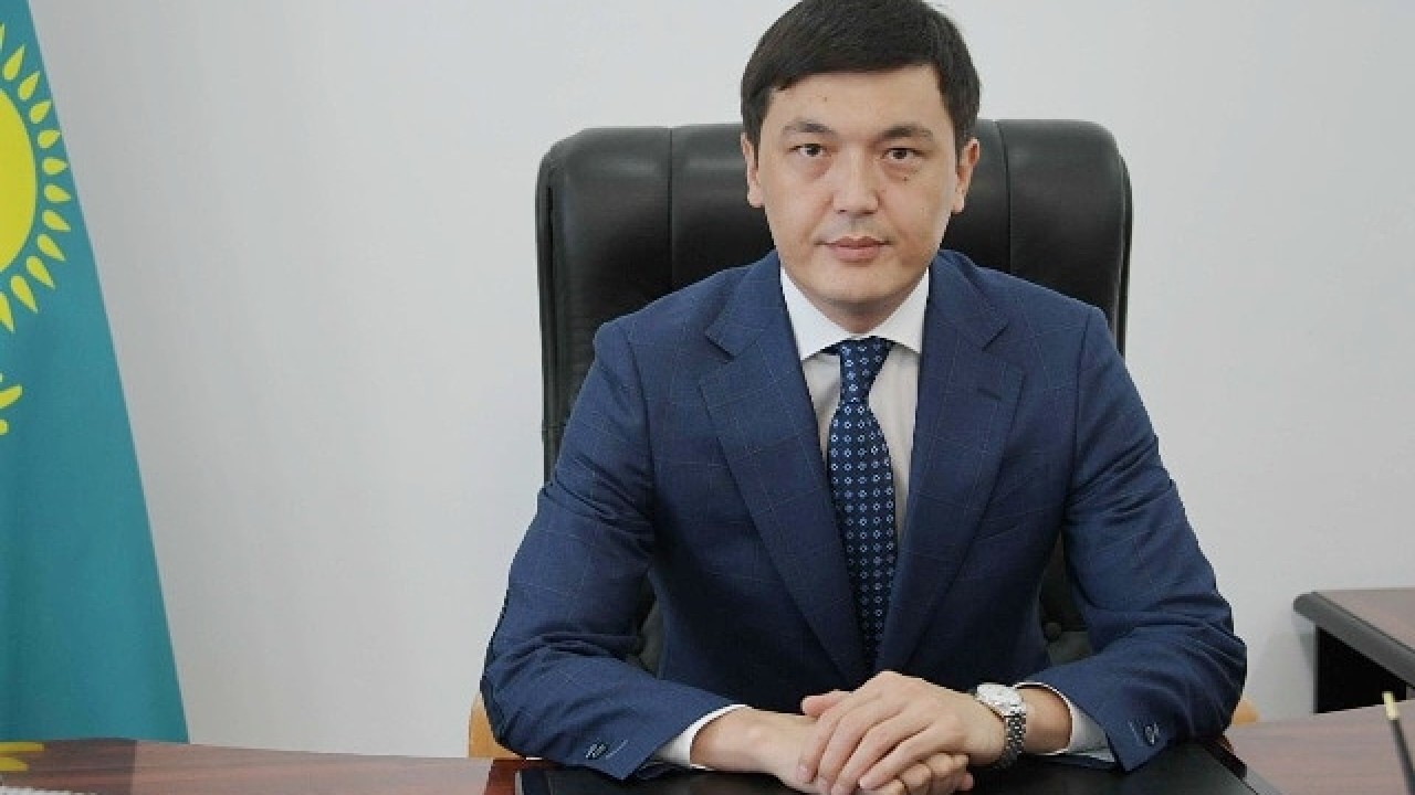 Досье: Бейсекин Аян Уахитович Досье: Бейсекин Аян Уахитович
