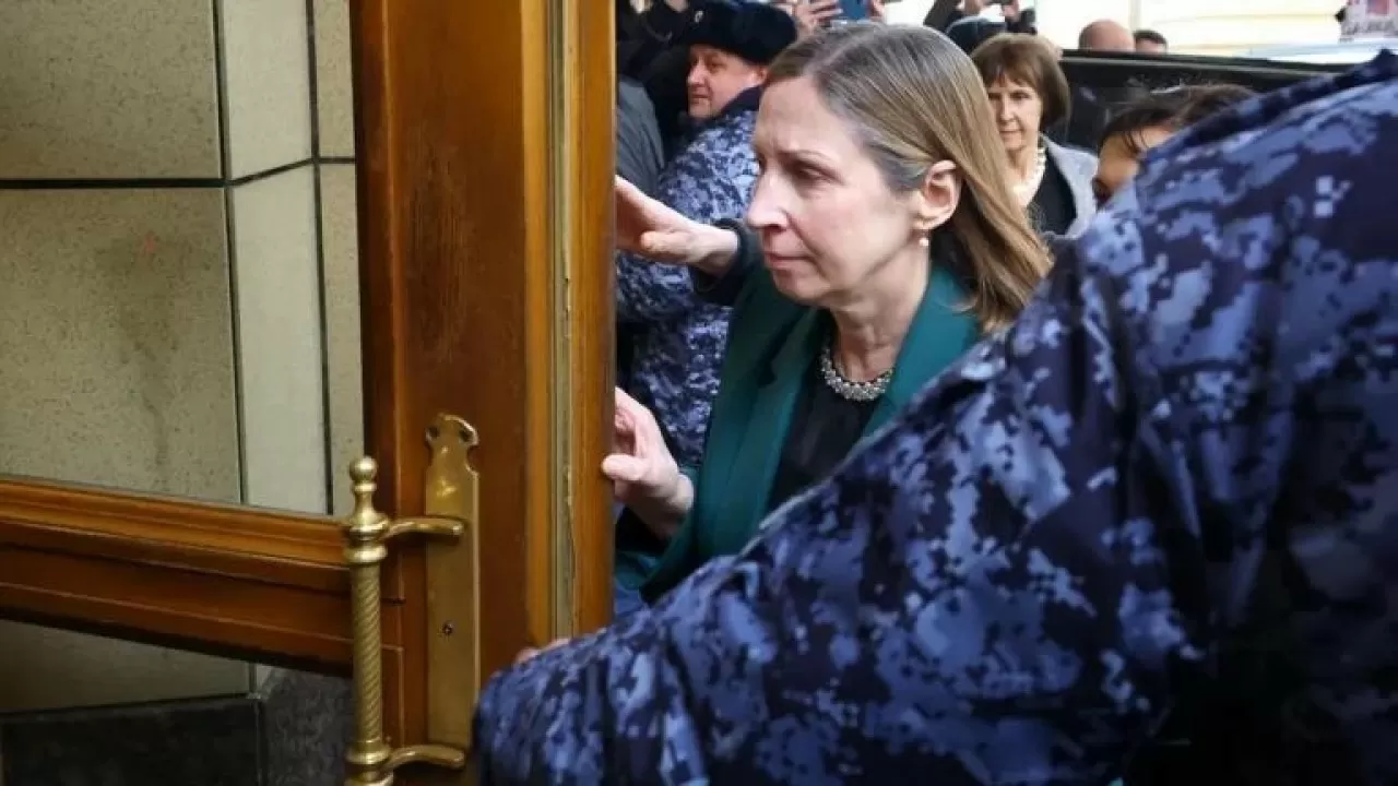  Мәскеудегі АҚШ елшісі түрмеге қамалған Гершковичпен жүздесті