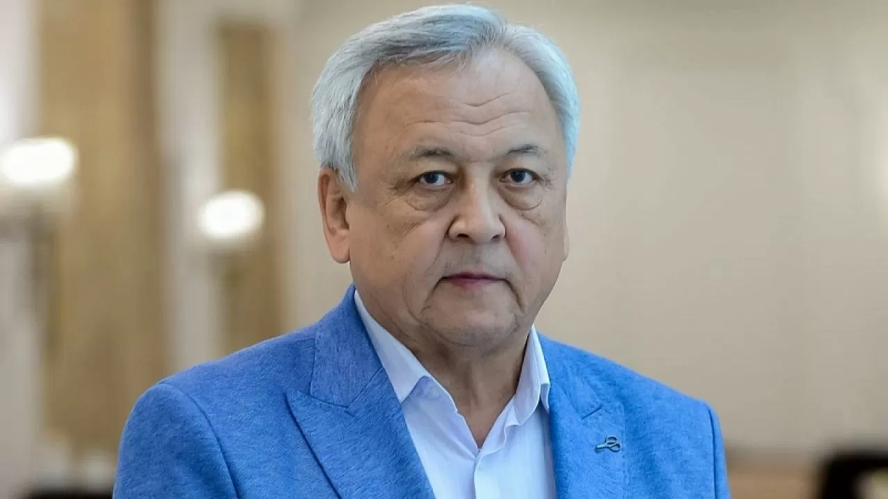 Мереке Құлкенов Жазушылар одағының басқарма төрағасы болып сайланды