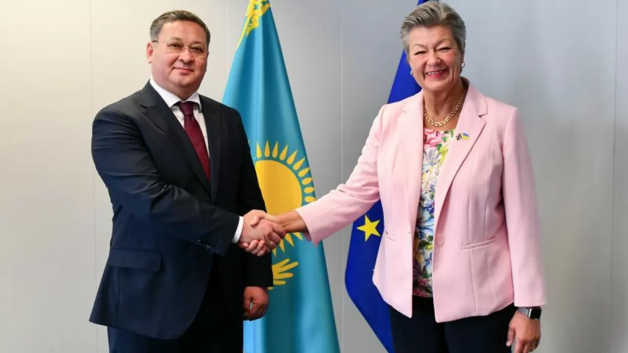Облегчение визового режима для граждан РК обсуждают Казахстан и Евросоюз