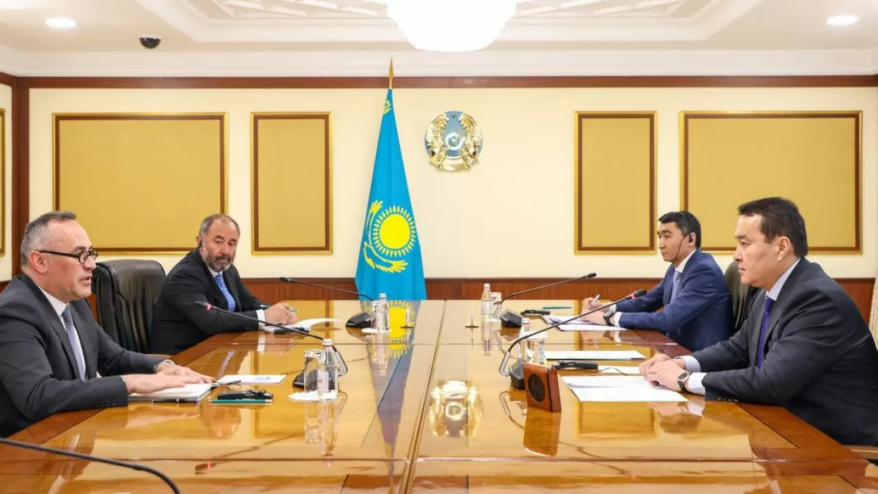 Үкіметте Қазақстанның көлік-логистикалық әлеуетін дамыту мәселелерін талқыланды