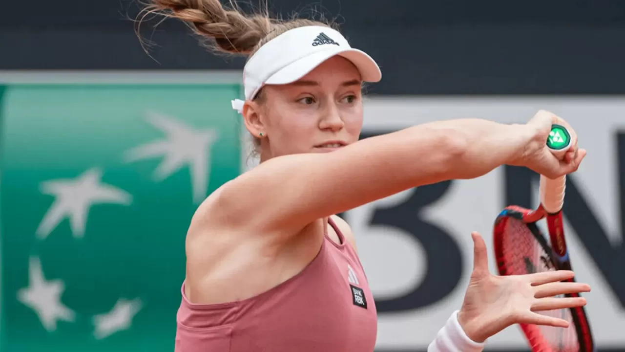 Рыбакина в третий раз сыграет в финалах серии WTA 1000