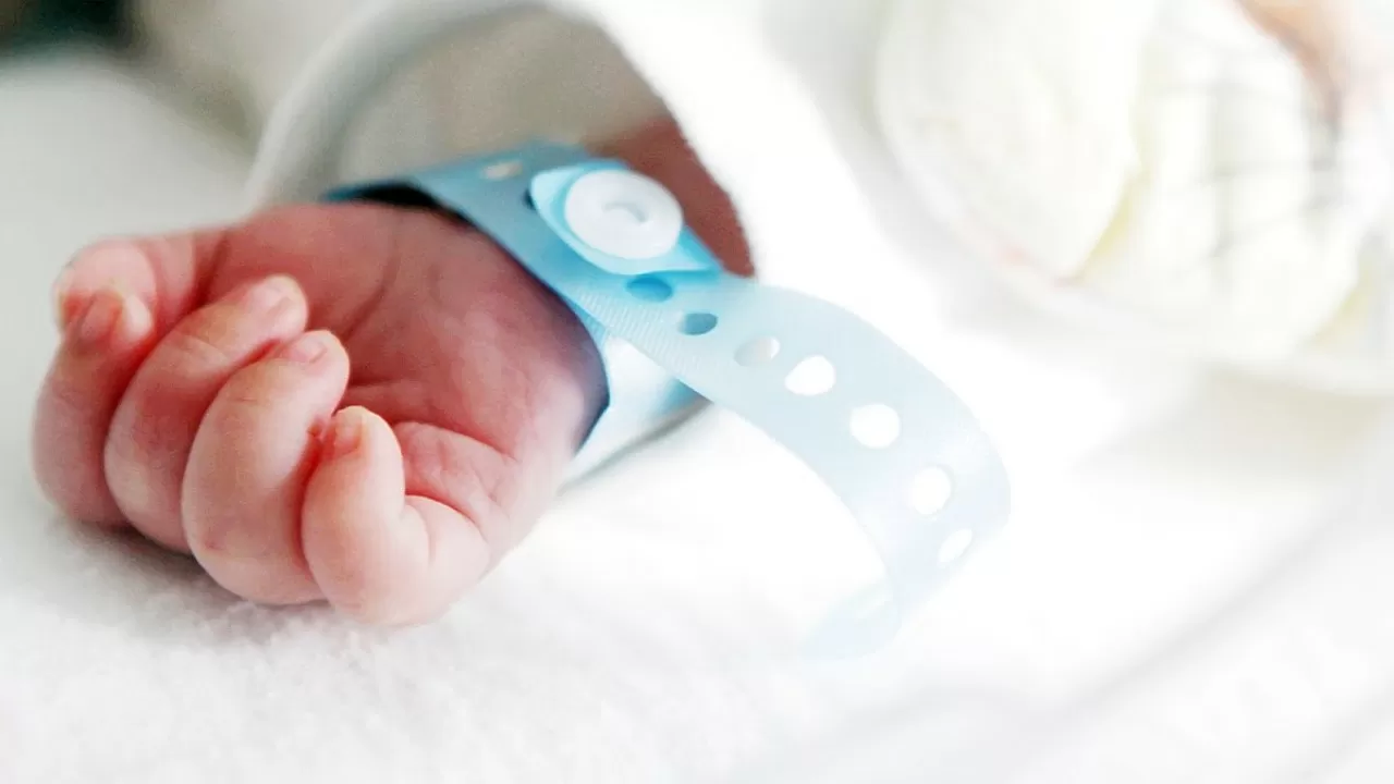 Конец беби-бума: в Казахстане упала рождаемость