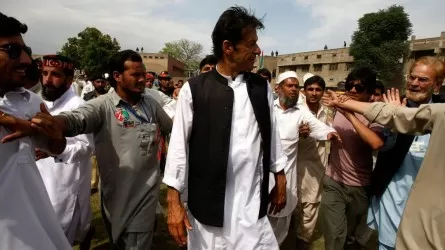 В Пакистане освободили экс-премьера Имрана Хана