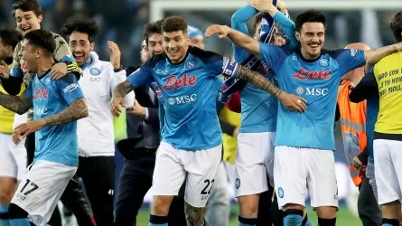 Итальянский "Наполи" стал чемпионом в третий раз в истории