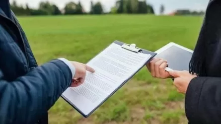 Ақсу қаласының жер қатынастары бөлімі тексеріледі