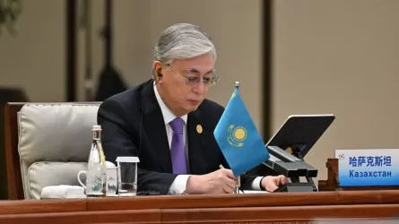 Токаев пригласил Китай к сотрудничеству по расширению возможностей портов Каспия