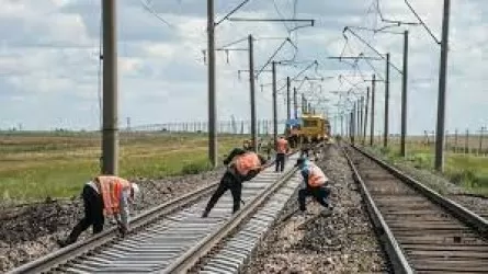 Теміржол бойында жоспарлы жөндеу басталды: Жолаушы пойыздары кешігуі мүмкін