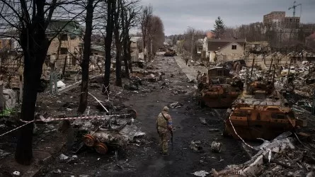 Жаз жақындап қалды. Украинада көктемгі шабуылдар неге басталмай жатыр?