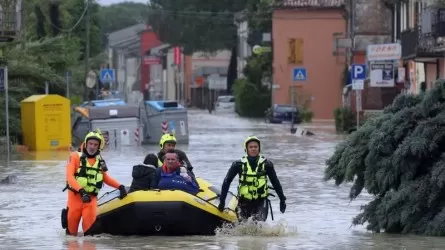 Италиядағы су тасқыны құрбандары саны 13-ке жетті