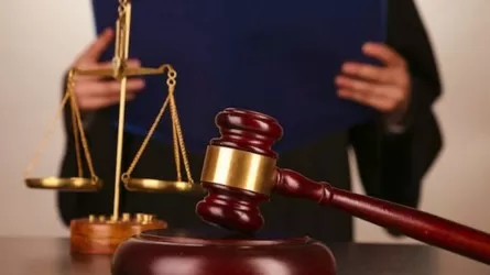 Алматыда алаяқтық жасаған адвокат сотталды