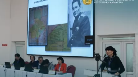 Бауыржан Момышұлының қолжазбасы бар карта Әлкей Марғұланның жеке мұрағатынан табылды