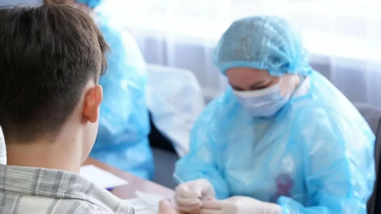 Елордада ЖИТС құрбандарын еске алу күніне орай арнайы апталық өтіп жатыр