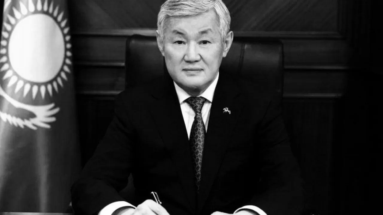 Скончался Бердибек Сапарбаев