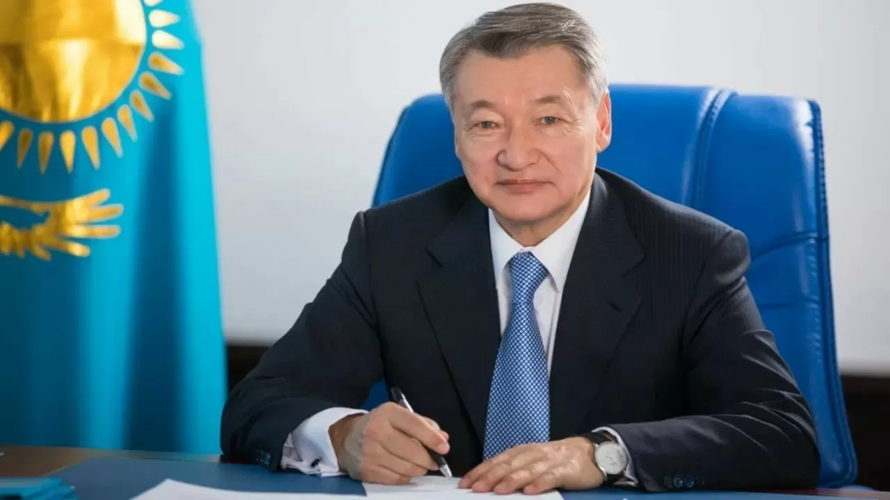 Даниал Ахметовтің өкілеттілігі қашан аяқталады?