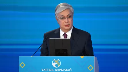 Токаев заявил, что государство должно помочь молодежи возродить национальный дух казахстанцев