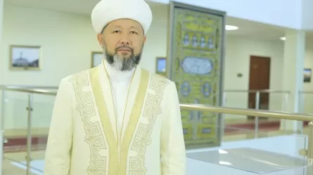 Верховный муфтий призвал казахстанцев совершить больше благих дел в Курбан айт