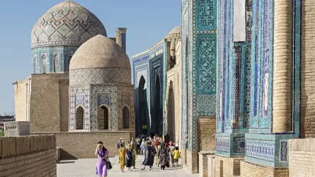 Более 650 тыс. казахстанских туристов посетили Узбекистан