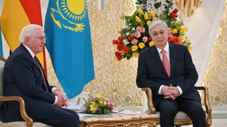 Токаев пригласил немецкие компании инвестировать в "зеленую" энергетику Казахстана
