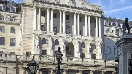 Банк Англии повысил базовую процентную ставку до 5% 