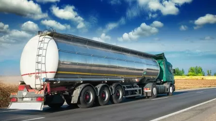 Из Казахстана пытались незаконно вывезти 75 тонн нефтепродуктов