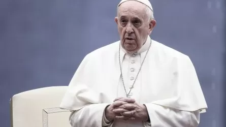 Папу римского планируют выписать из больницы в пятницу