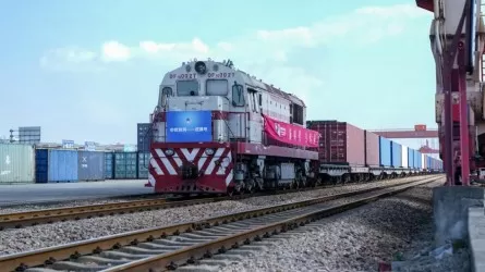 Железнодорожный транзит между Китаем и Казахстаном вырос на треть