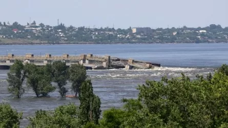 Украинада бөгет бұзылды: не болып жатыр және қандай қауіп төніп тұр?