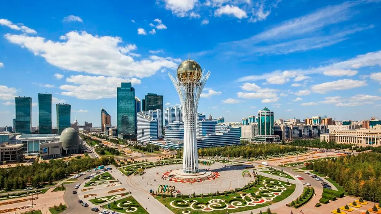 Астана. Ширек ғасыр шежіресі