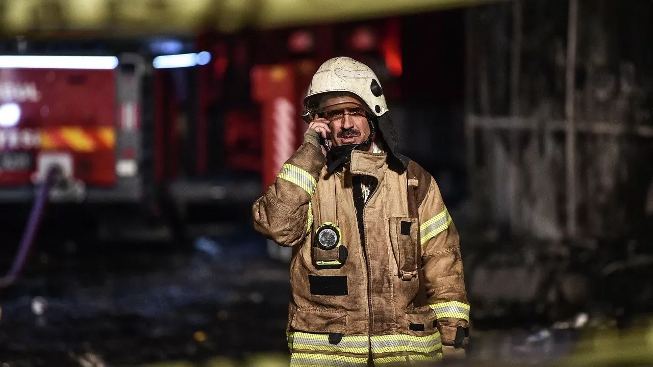 В Турции борются с крупными пожарами 