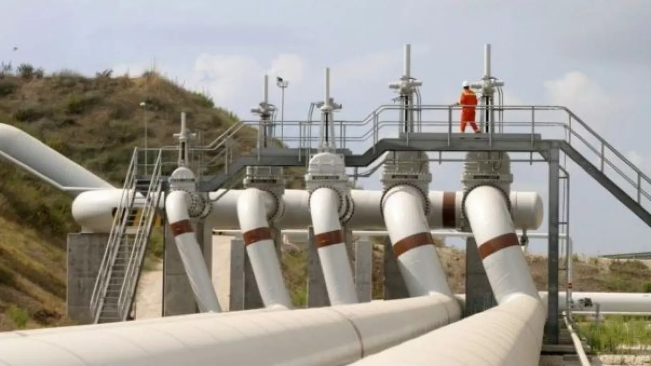 Volume of oil exports from Kazakhstan via Azerbaijan skyrockets