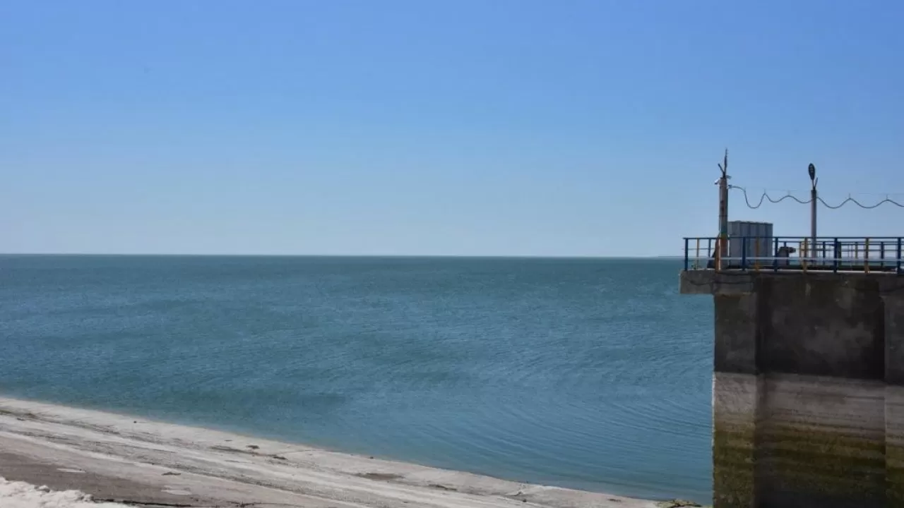 В Туркестанской области начали очистку дна Шардаринского водохранилища