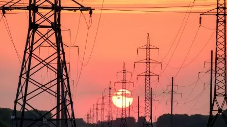 Жители Атырауской и Мангистауской областей будут получать электричество из России