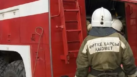 Алматы облысында пәтердің балконы жанып, 5 адам эвакуацияланды
