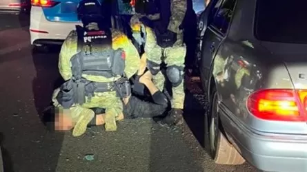 ҰҚК Алматыда қылмыстық топтың 5 белсенді мүшесін ұстады