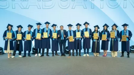  Первые магистранты Astana IT University получили дипломы