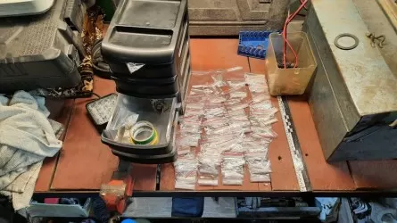 Более 100 свертков синтетического наркотика PVP изъяли у закладчика в Костанайской области