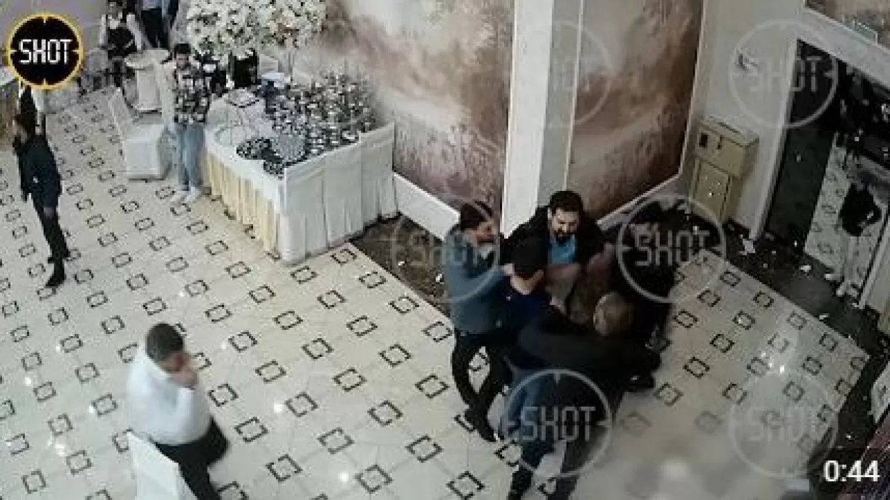 Палестинада 20 жастағы жігіт кафедегі адамдарға оқ атты