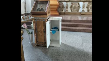 В Актобе из церкви украли ящик для пожертвований
