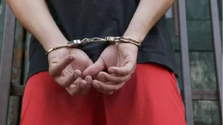 Алматыда кәсіпкерді бопсалап, 390 мың доллар талап еткен тұрғын ұсталды