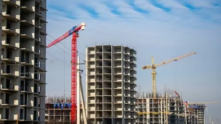 В Астане сильно сократились объемы инвестиций в строительство жилья