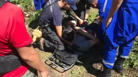 Горельник шатқалында аяғын жарақаттап алған туристке көмек көрсетілді
