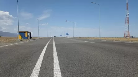 Власти пообещали до конца года завершить работы по автодороге Ушарал – Достык