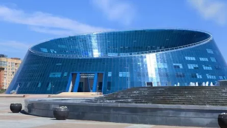 Астанада Қазақ ұлттық өнер университетінің ғимараты бұзылып жатыр